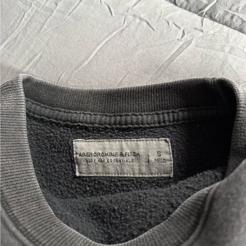 Abercrombie Grand Teton Sweatshirt - Picture 4 of 4